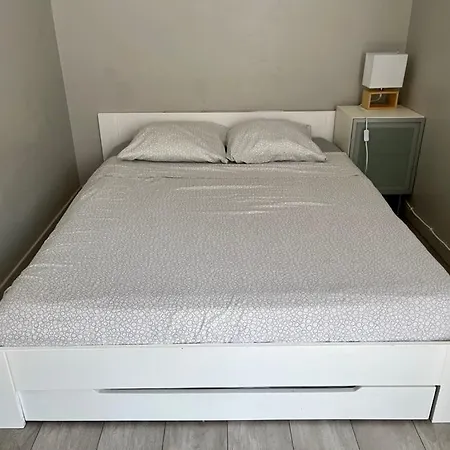 Апартаменты Comfortable Studio, Close To Canal Du Midi Metro Тулуза